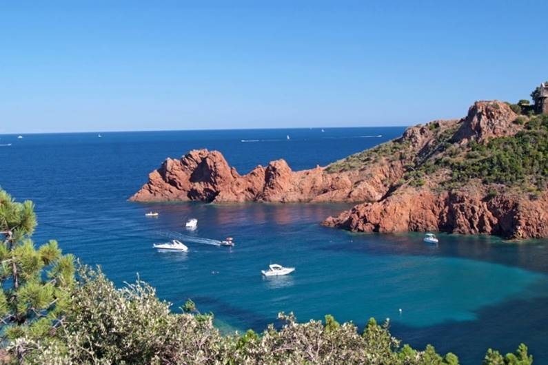 esterel-795x530_1_1